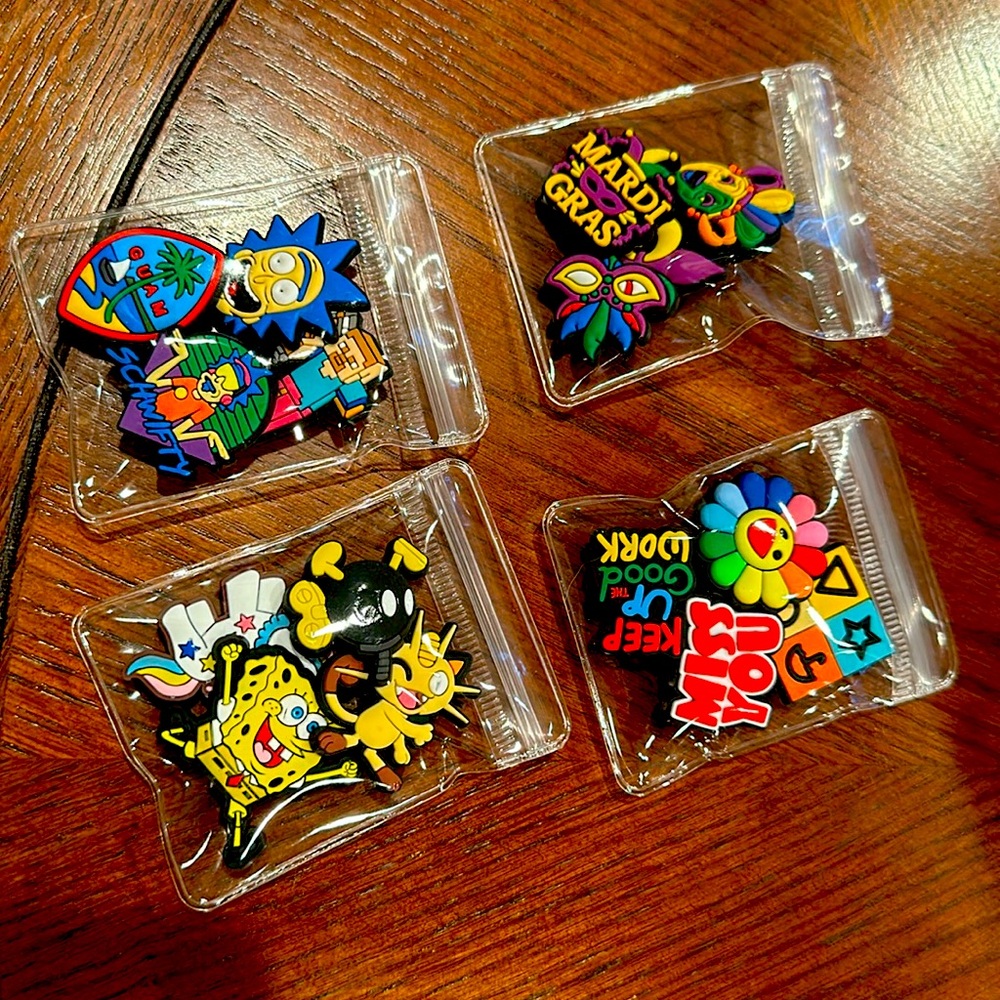 Croc charms variety 4pc SpongeBob, Mardi Gras ,etc